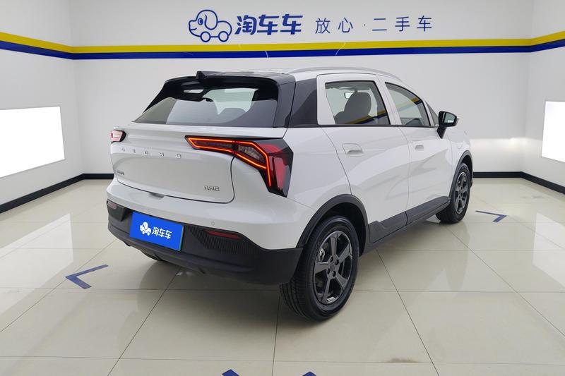 Geely Geometry E Firefly, 2023 — фото 3 из 12