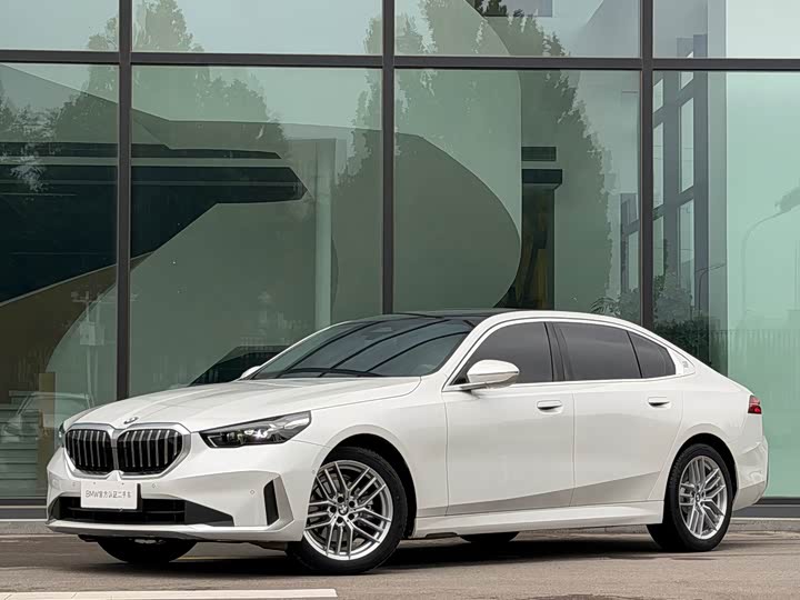 BMW 5 Series, 2024 — купить в Твери под ключ