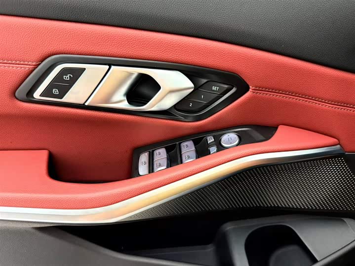 BMW 3 Series, 2023 — фото 8 из 9