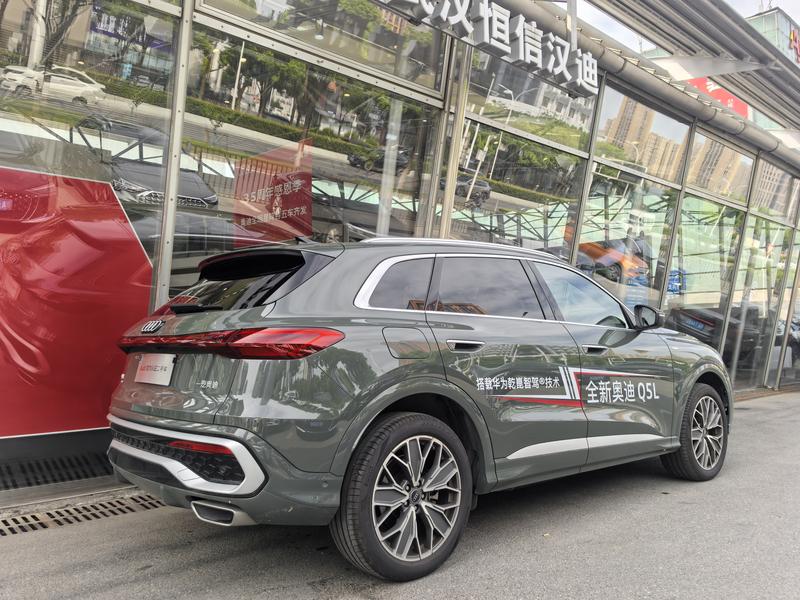 Audi Q5L, 2025 — фото 6 из 12