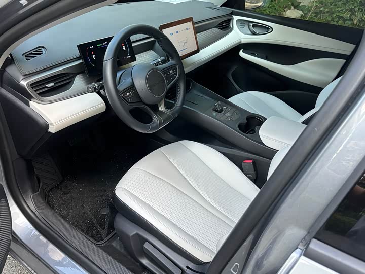 BYD Seal 05 DM-i Hybrid, 2024 — фото 9 из 9