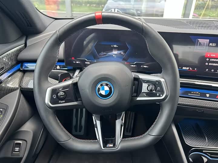 BMW i5, 2026 — фото 8 из 9