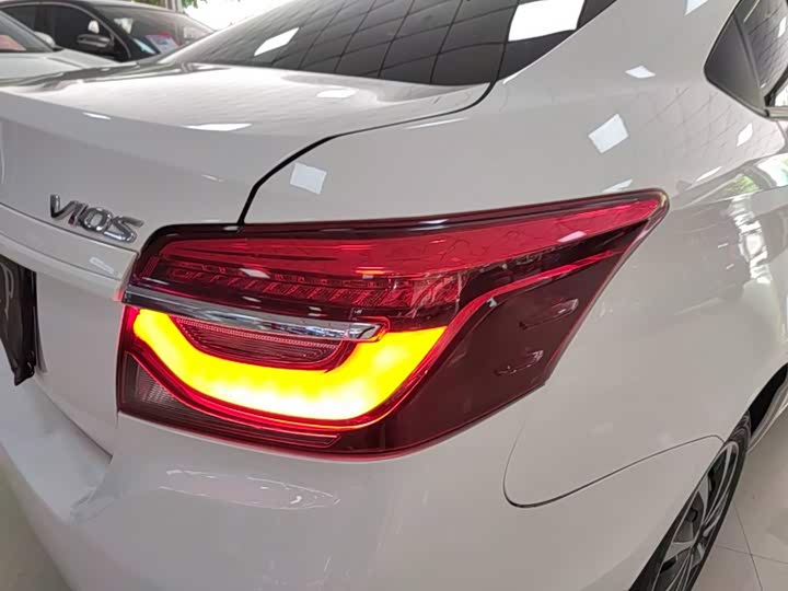 Toyota Vios, 2023 — фото 8 из 9