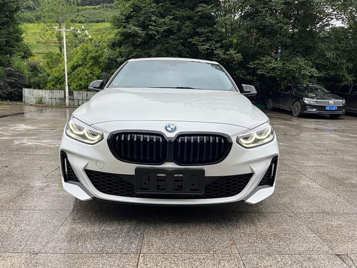 BMW 1 Series, 2022 — фото 2 из 9