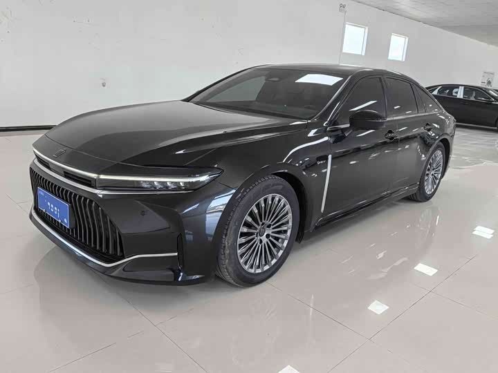 Toyota Crown Sedan, 2025 — купить в Санкт-Петербурге под ключ