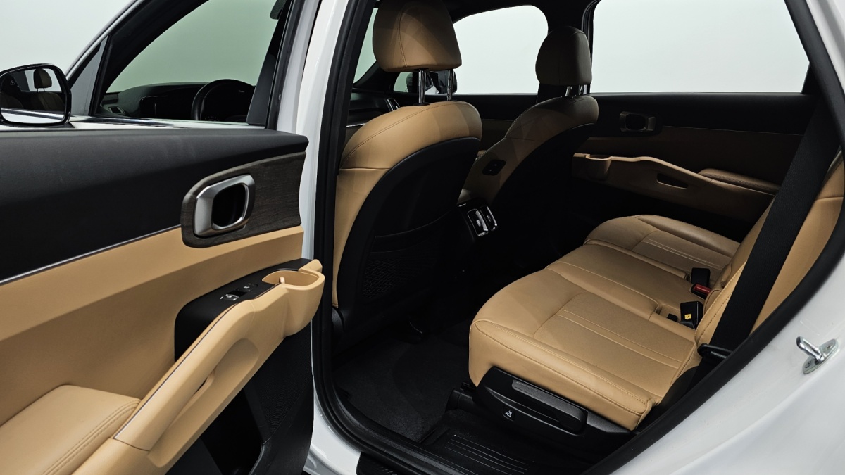 Kia Sorento, 2021 — фото 11 из 12