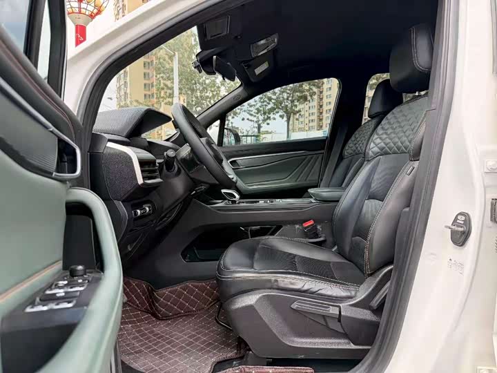 Geely Okavango L, 2022 — фото 4 из 9