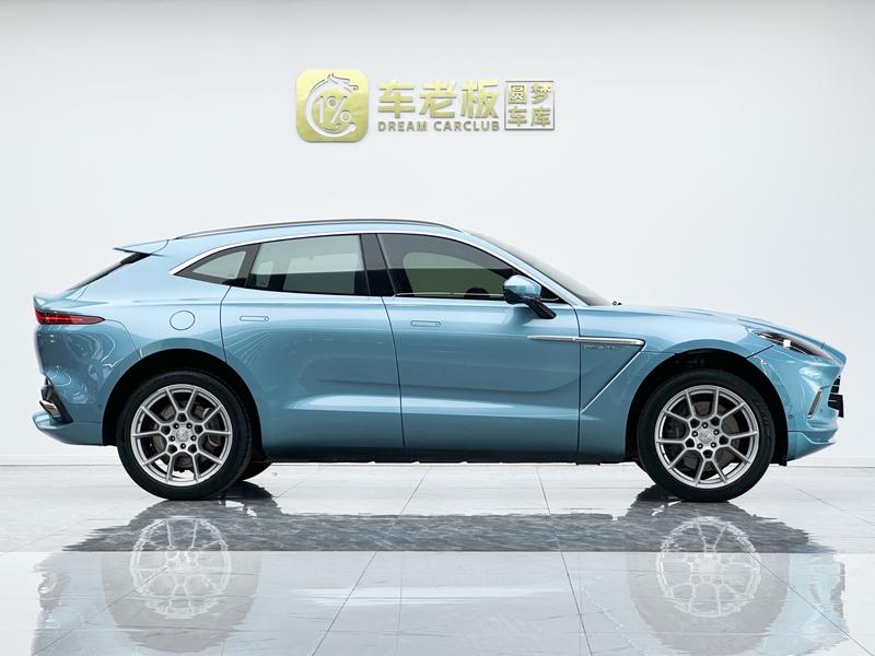 Aston Martin DBX, 2022 — фото 6 из 12