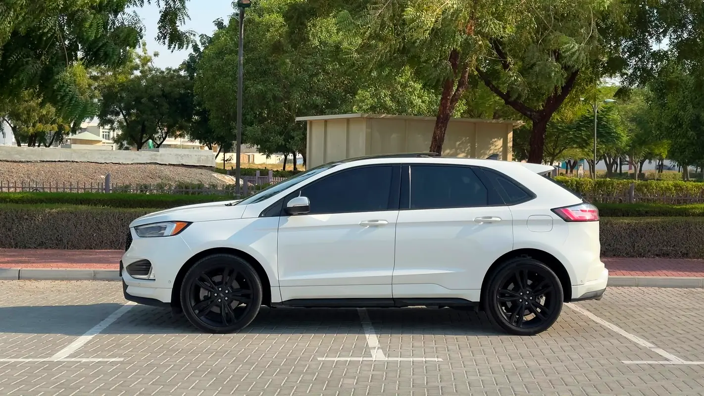 Ford Edge, 2022 — фото 4 из 10