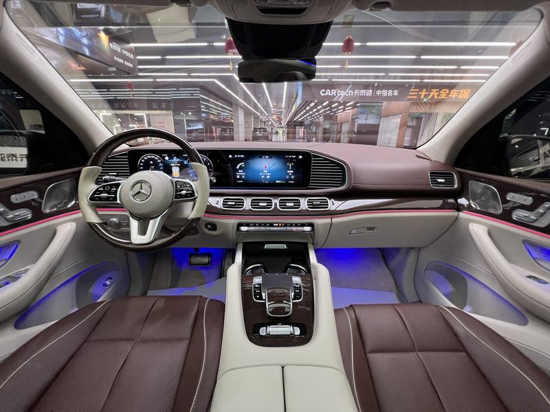 Mercedes-Benz Maybach GLS, 2022 — фото 6 из 9