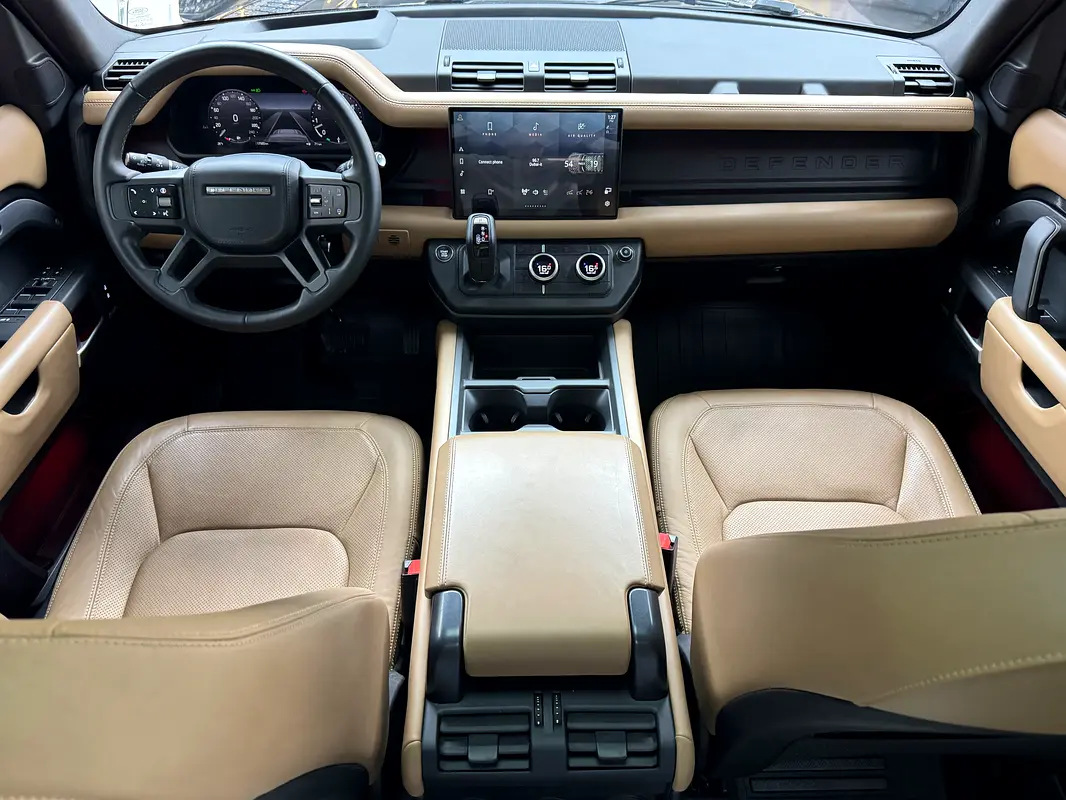 Land Rover Defender, 2025 — фото 10 из 10
