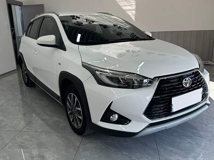 Toyota Yaris L Hatchback, 2022 — фото 3 из 9
