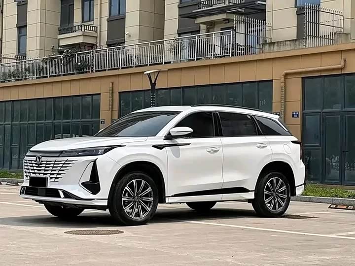 Changan CS75 Plus, 2023 — купить в Санкт-Петербурге под ключ