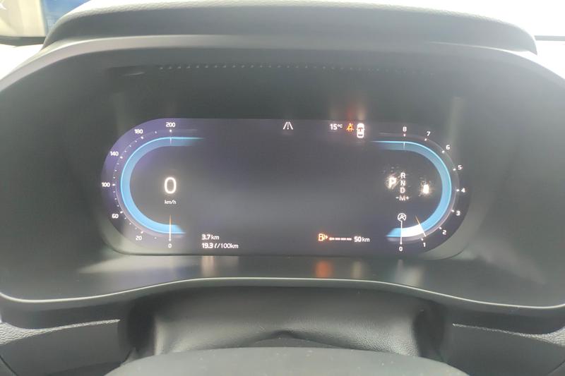 Volvo XC40, 2023 — фото 10 из 12