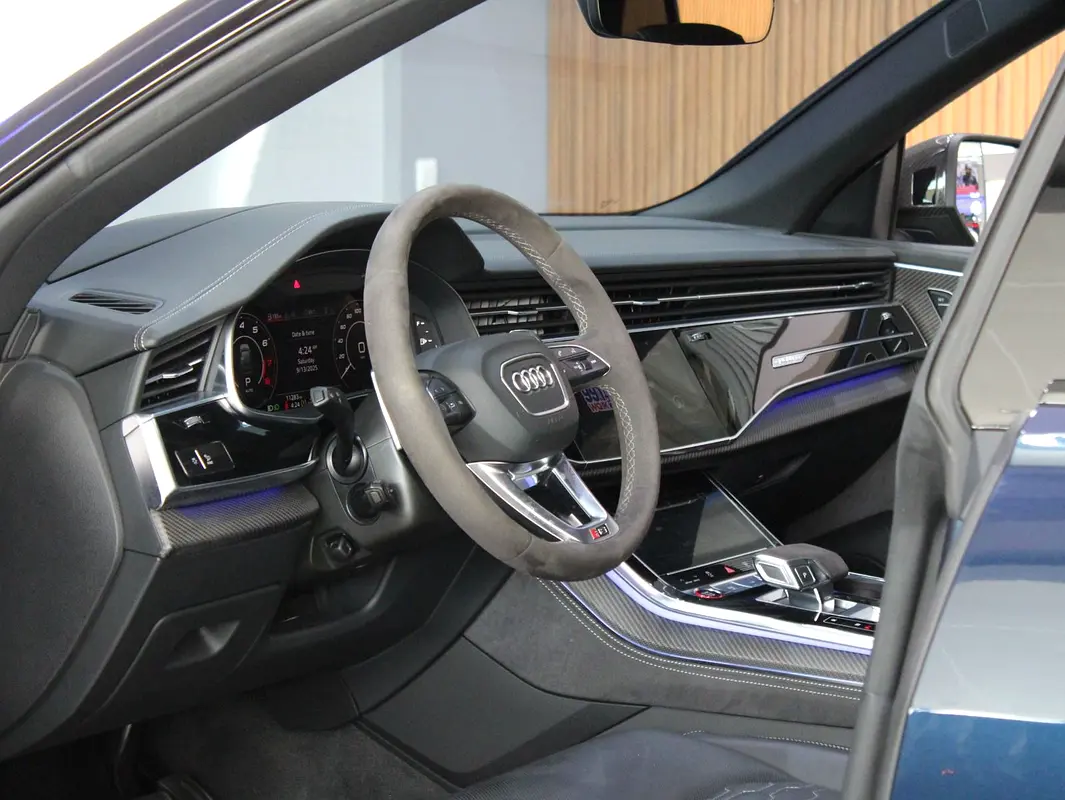 Audi RS Q8, 2024 — фото 10 из 10