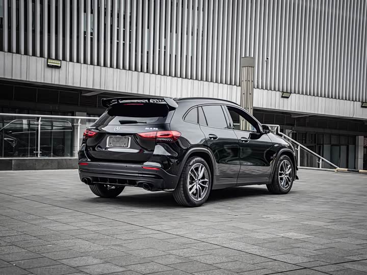 Mercedes-Benz GLA-Class AMG, 2022 — фото 4 из 9