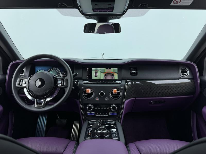 Rolls-Royce Cullinan, 2023 — фото 7 из 12