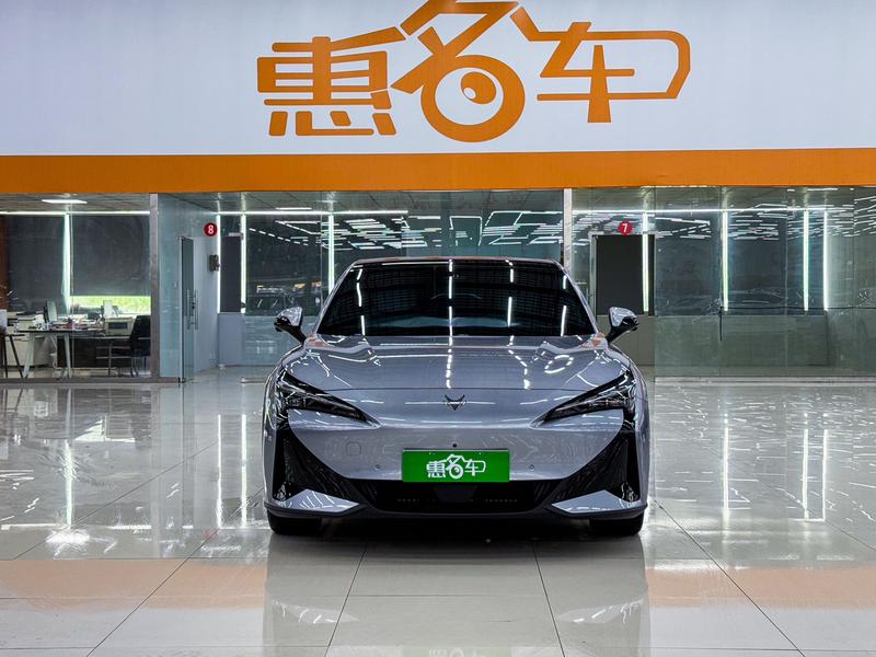 BAIC Arcfox Alpha S5, 2025 — фото 2 из 12