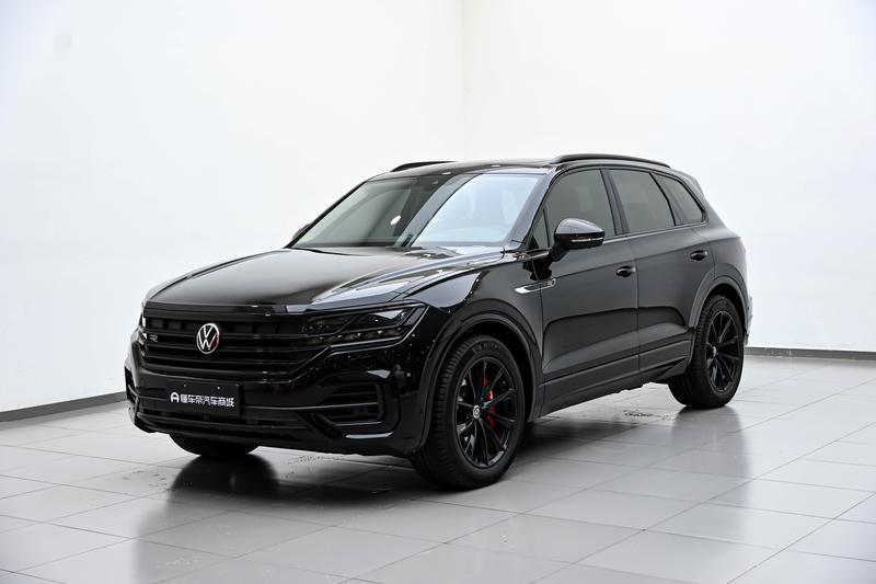 Volkswagen Touareg, 2022 — купить в Калуге под ключ
