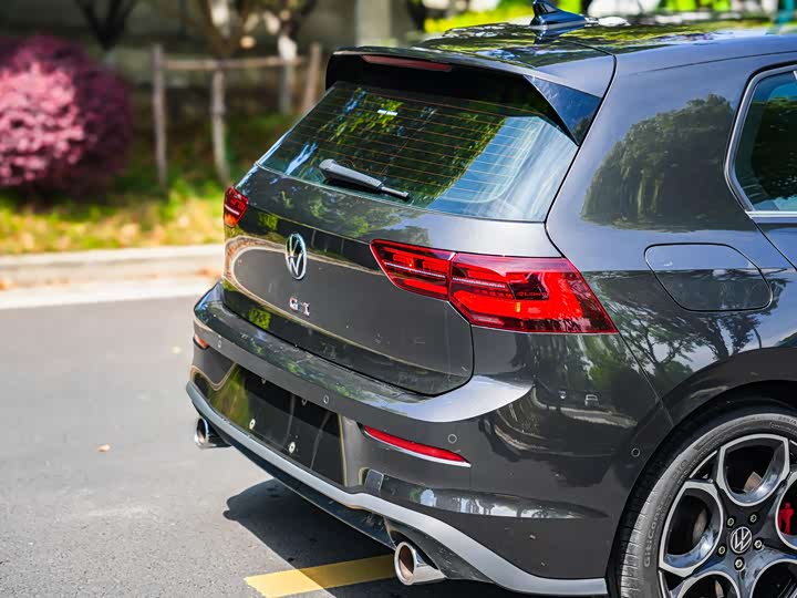 Volkswagen Golf GTI, 2023 — фото 7 из 9