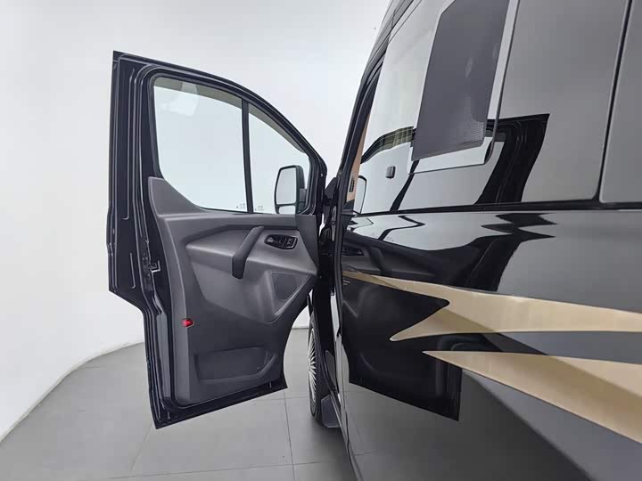 Ford Transit, 2022 — фото 8 из 9