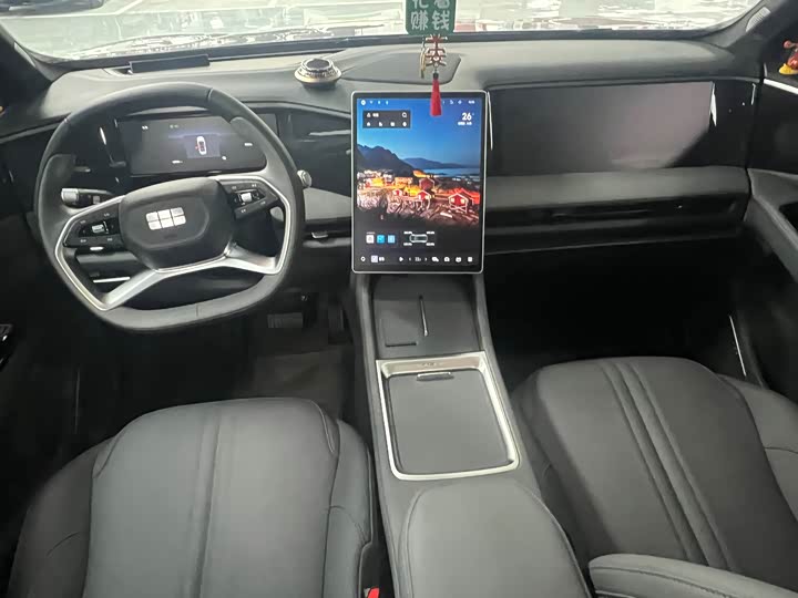 Geely Galaxy L7, 2024 — фото 7 из 9