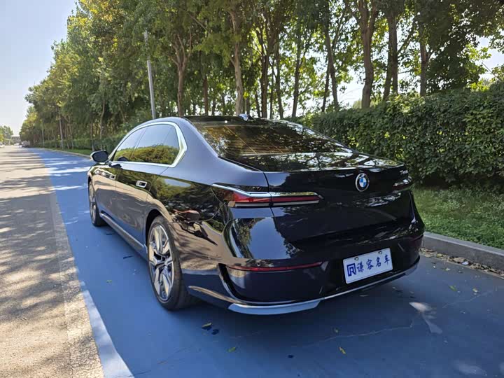 BMW 7 Series, 2023 — фото 9 из 9