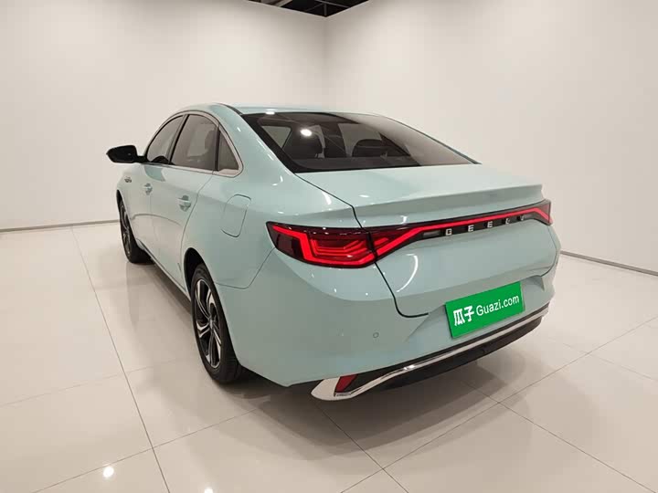 Geely Emgrand L Hi·P Hybrid, 2022 — фото 5 из 9