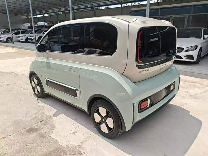 Baojun KiWi EV, 2022 — фото 5 из 9