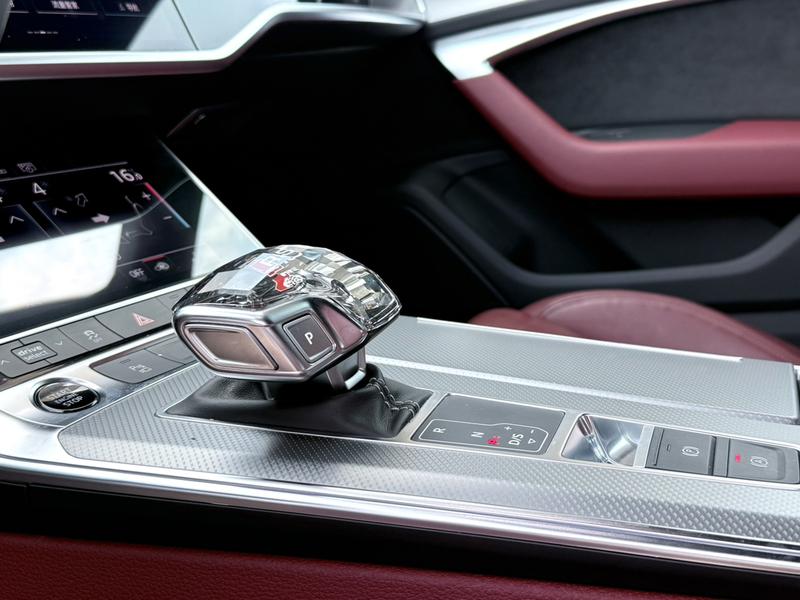 Audi A7L, 2023 — фото 11 из 12