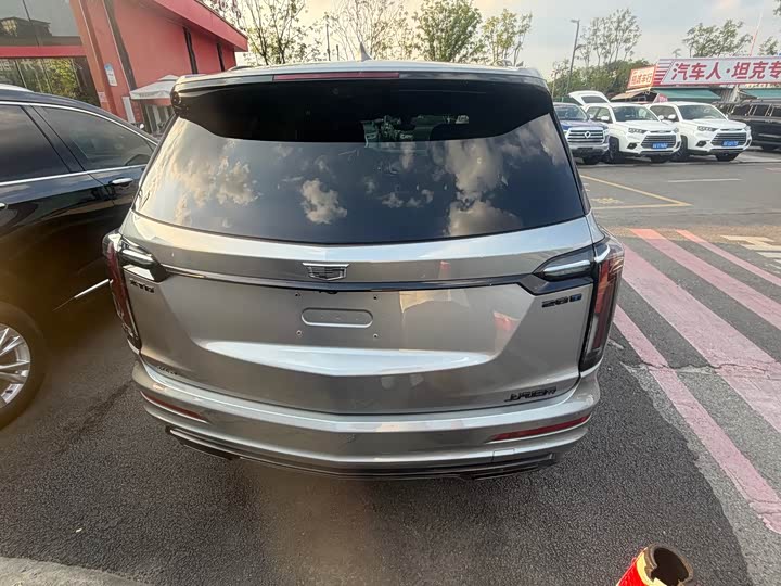 Cadillac XT6, 2024 — фото 5 из 9
