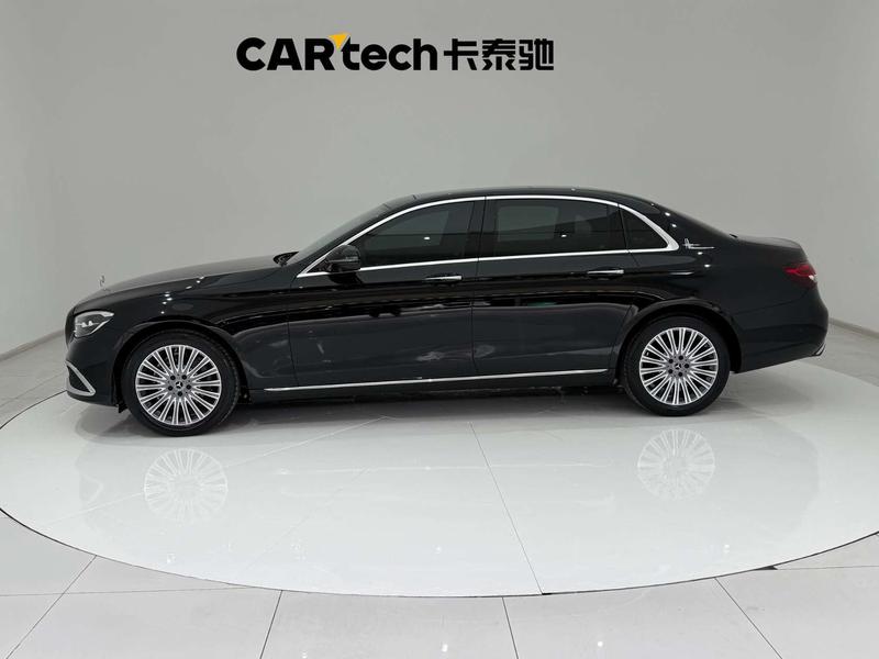 Mercedes-Benz E-Class, 2023 — фото 4 из 12