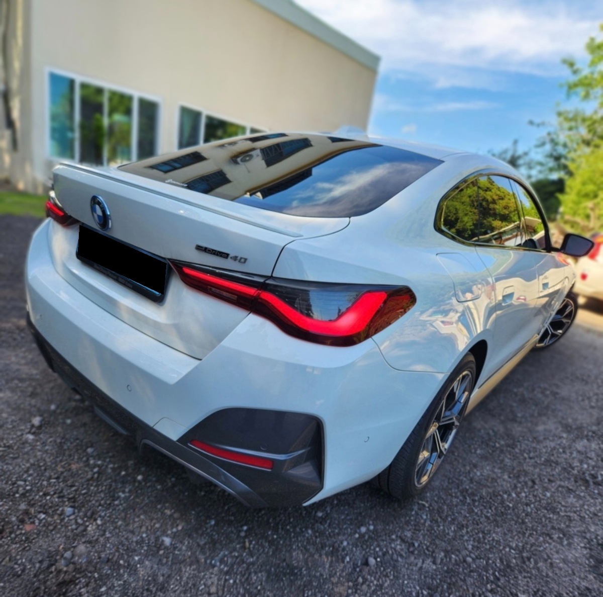 BMW i4, 2022 — фото 6 из 10