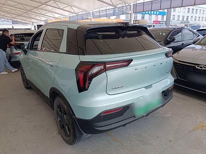 Geely Geometry E Firefly, 2023 — фото 5 из 9