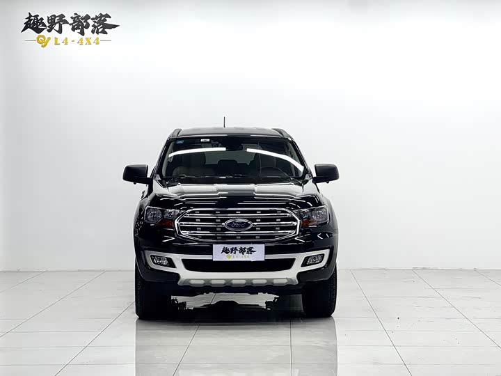 Ford Everest, 2023 — фото 2 из 9