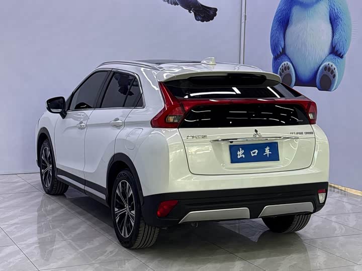 Mitsubishi Eclipse Cross, 2022 — фото 6 из 7