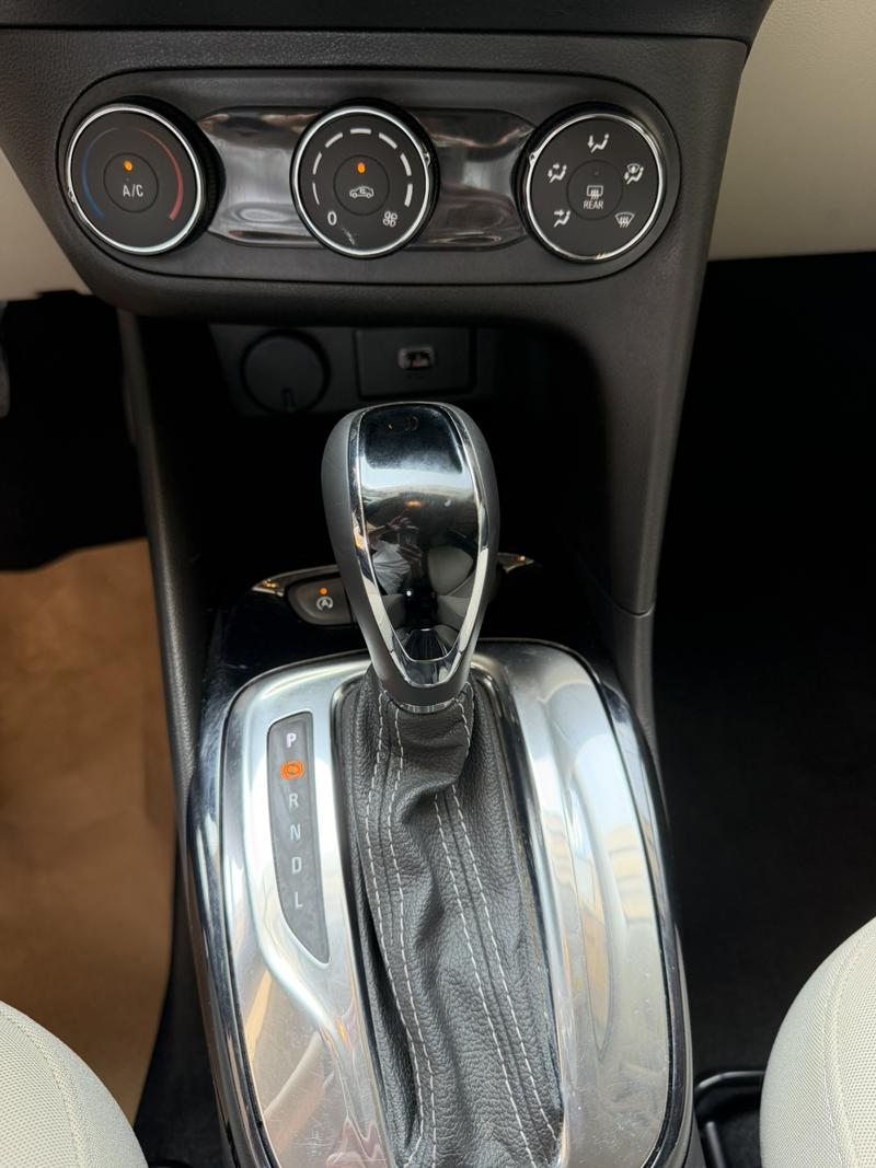 Buick Excelle, 2022 — фото 8 из 12