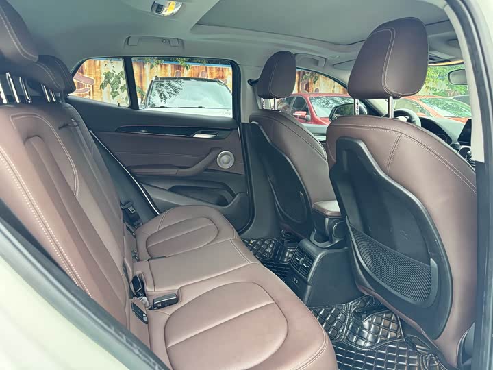BMW X2, 2023 — фото 7 из 9