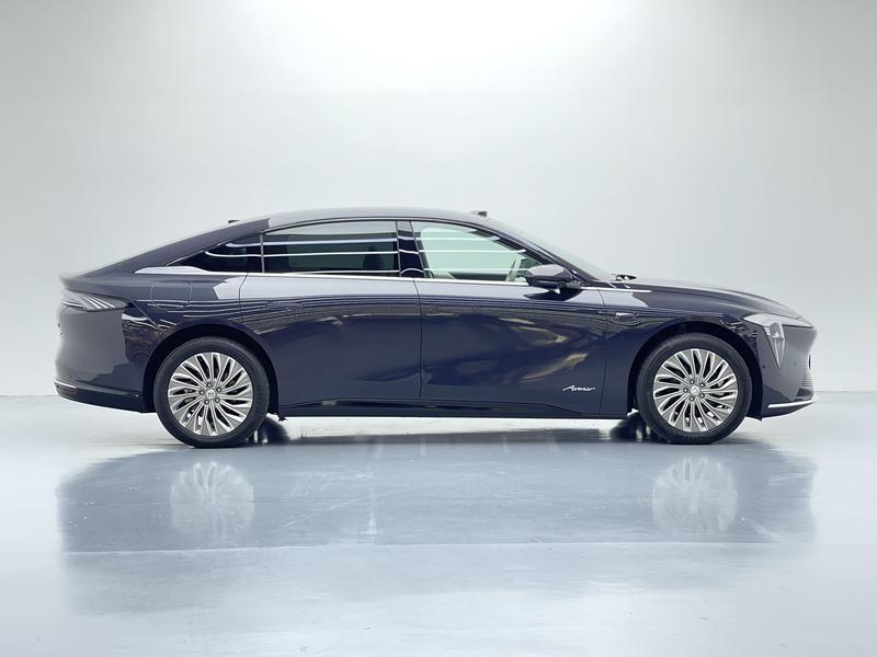 Buick Electra L7, 2025 — фото 8 из 12