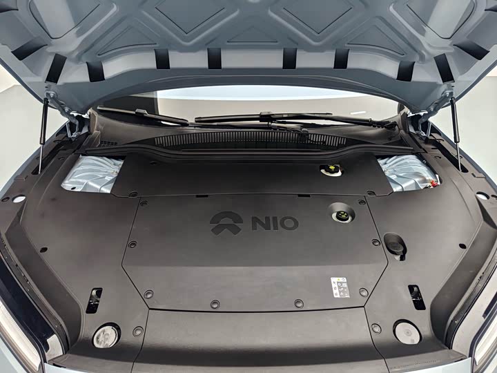 Nio ET5, 2025 — фото 7 из 9