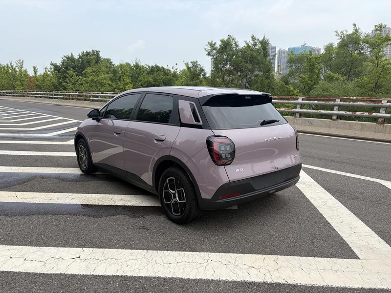 GAC Aion UT Super, 2025 — фото 5 из 11