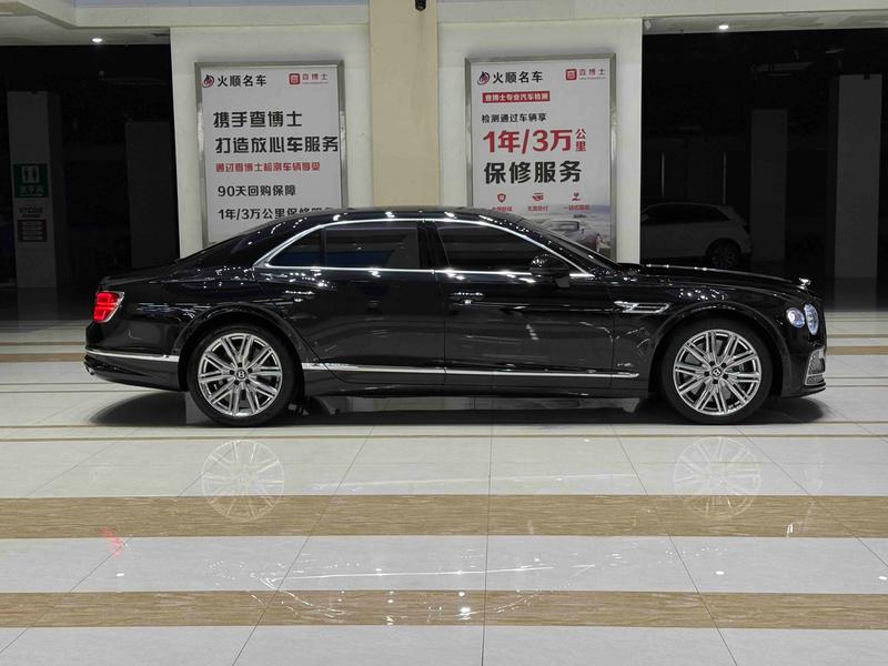 Bentley Flying Spur, 2022 — фото 7 из 12