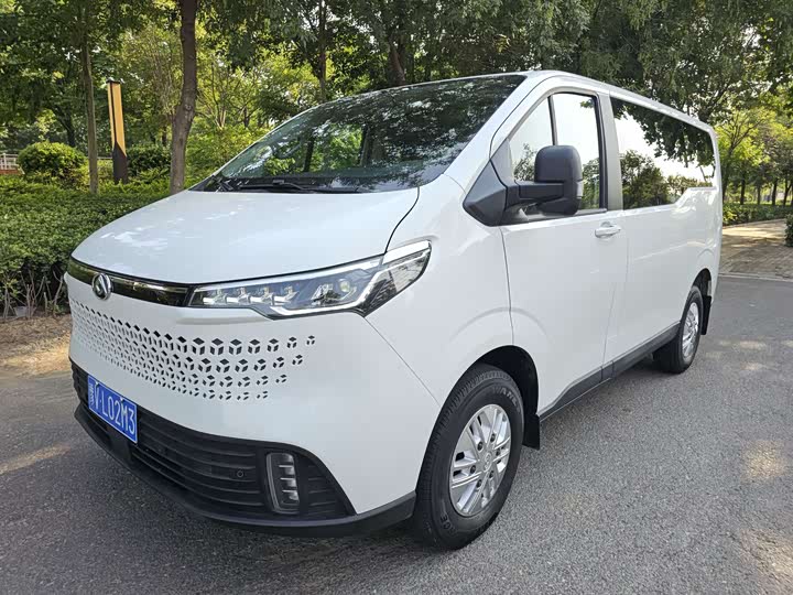 Maxus V70, 2022 — купить в Белгороде под ключ