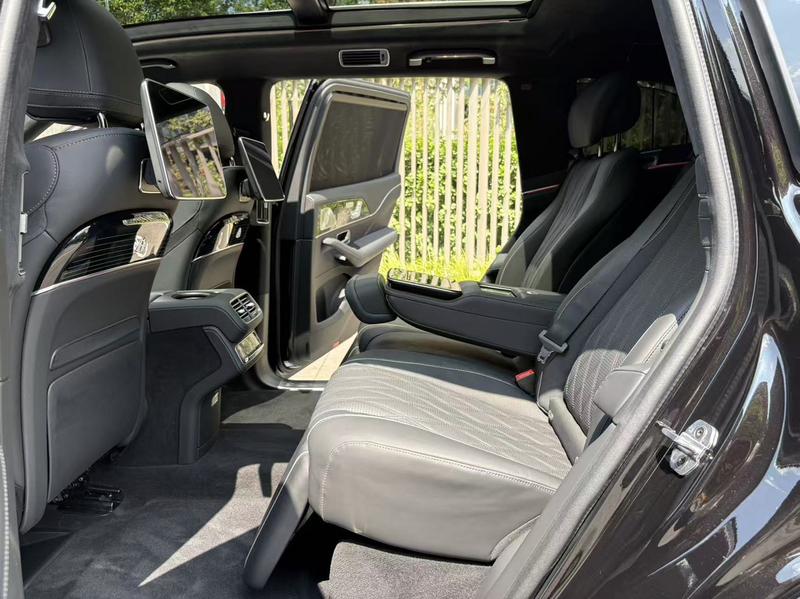 Mercedes-Benz Maybach GLS, 2024 — фото 10 из 12