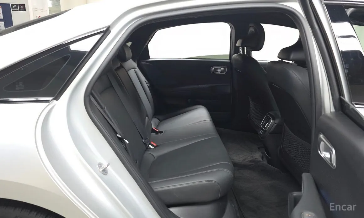 Hyundai Ioniq 6, 2023 — фото 11 из 12