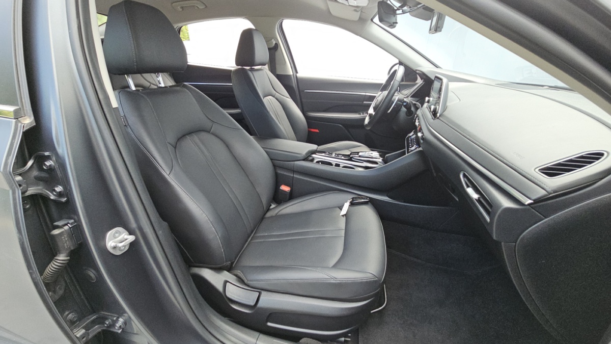 Hyundai Sonata, 2023 — фото 10 из 12