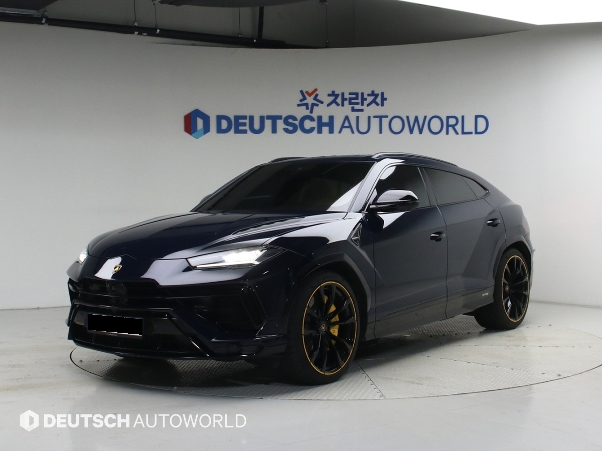 Lamborghini Urus, 2023 — купить в Брянске под ключ