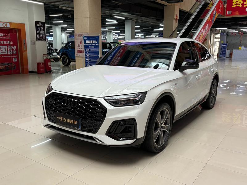 Audi Q5L Sportback, 2024 — купить в Брянске под ключ