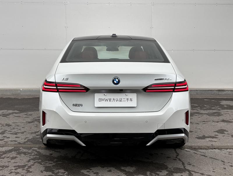 BMW i5, 2025 — фото 4 из 12