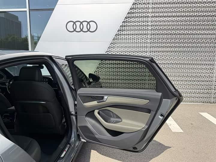 Audi A6L, 2025 — фото 4 из 9